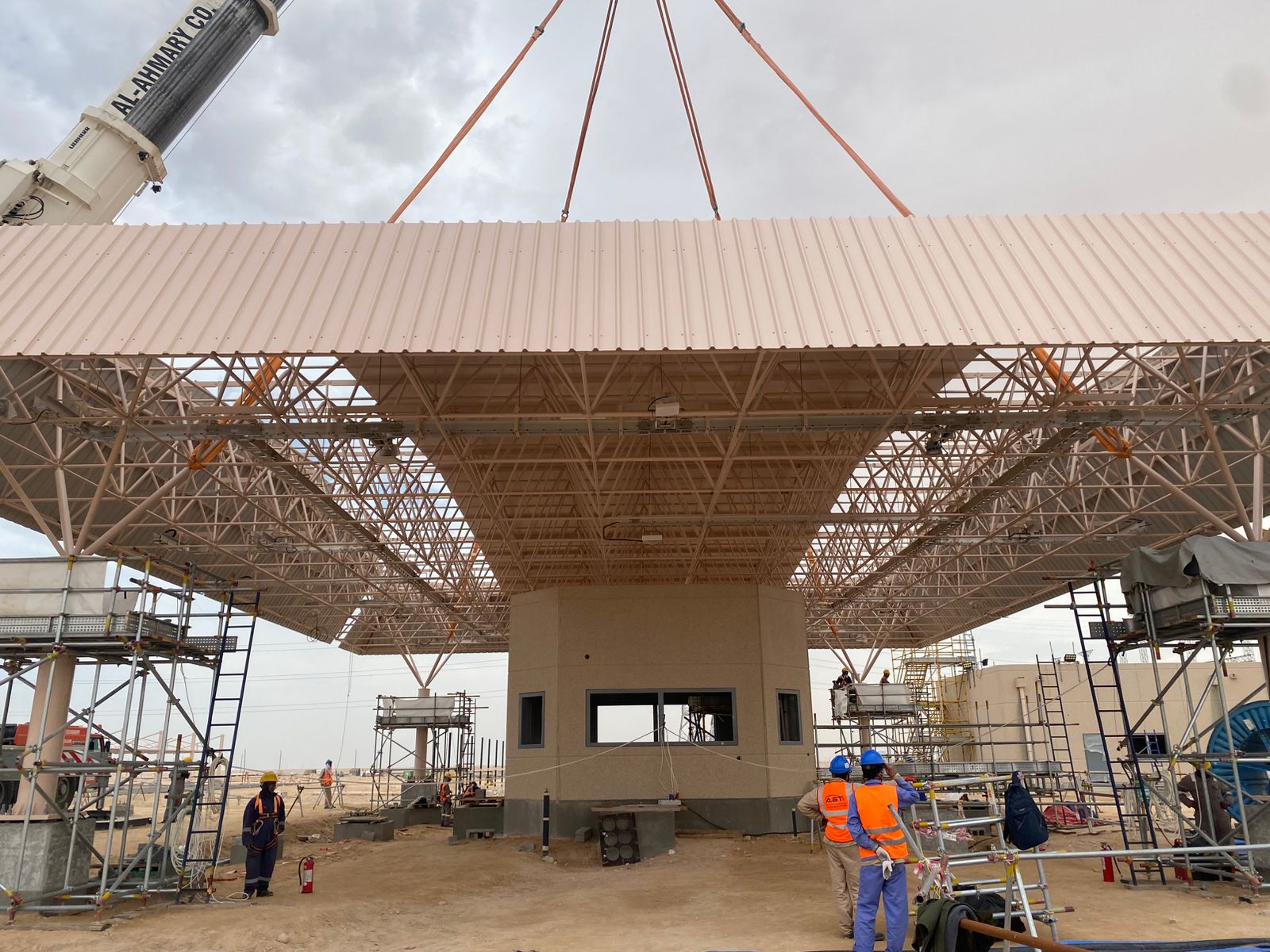 Triocon space frame sunshade for Saudi Aramco Jafurah Gas Compression Plant, Saudi Arabia