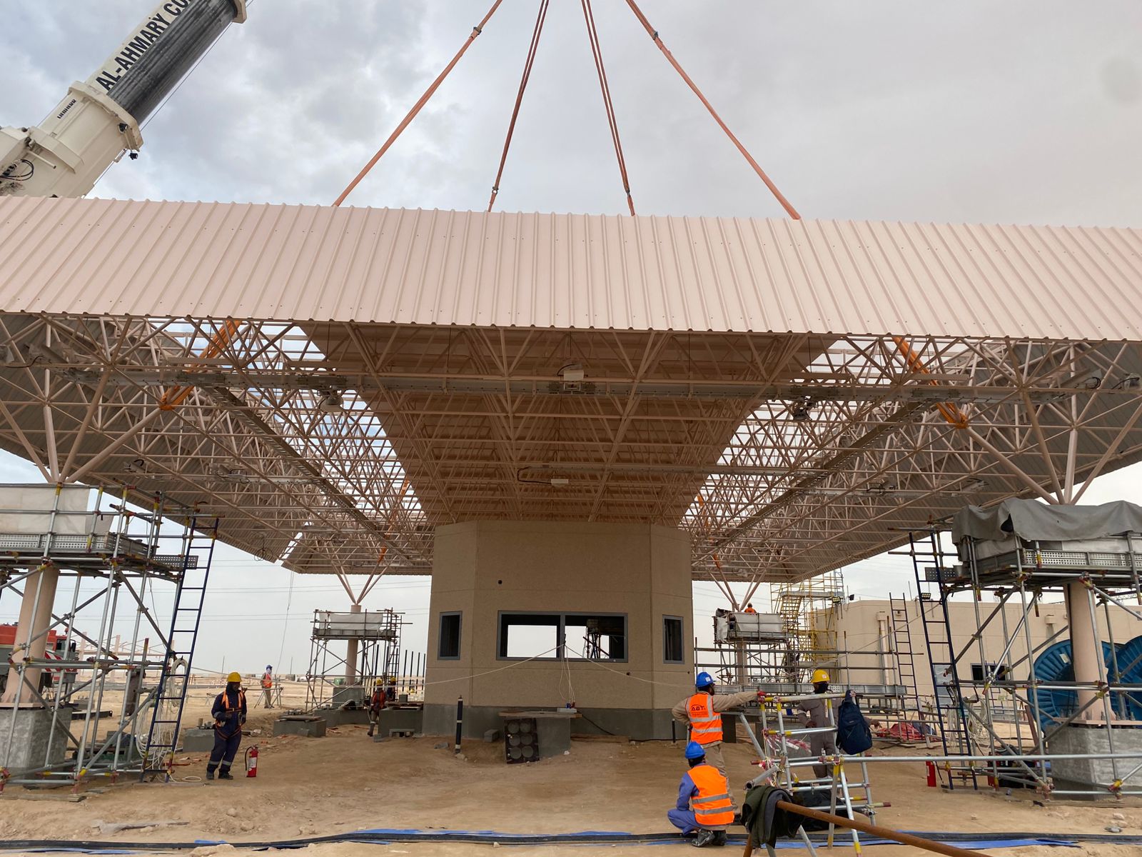 Triocon space frame sunshade for Saudi Aramco Jafurah Gas Compression Plant, Saudi Arabia